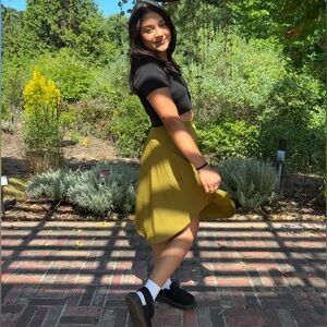 Meet your Posher, Daniela